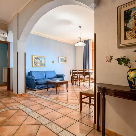Apartment Casa Carolina Maiori